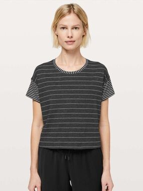 Lululemon Cates Tee